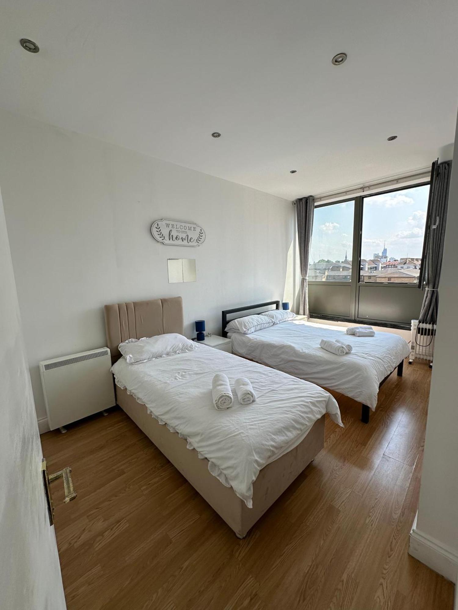 Cosy Entire Flat In Whitechapel Apartamento Londres Exterior foto
